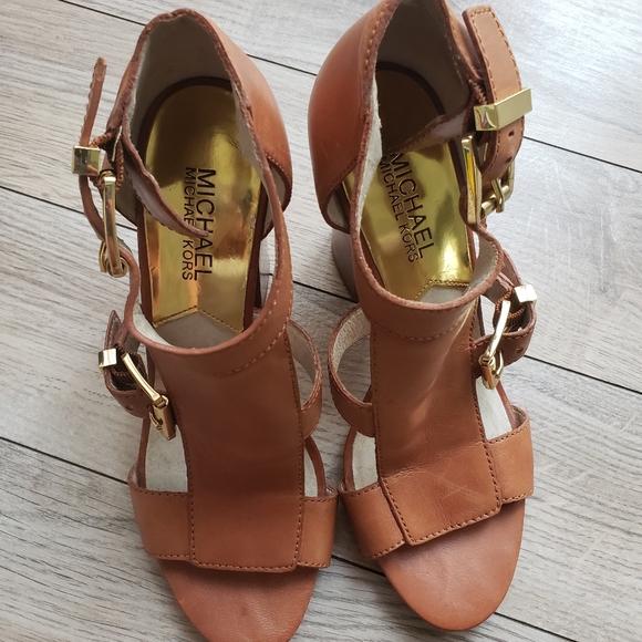 🔥Michael Kors Women Open Toe Leather Size 7.5 - Picture 6 of 7